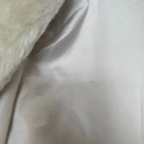 Fuzzy cropped jacket - Picture 7 of 11